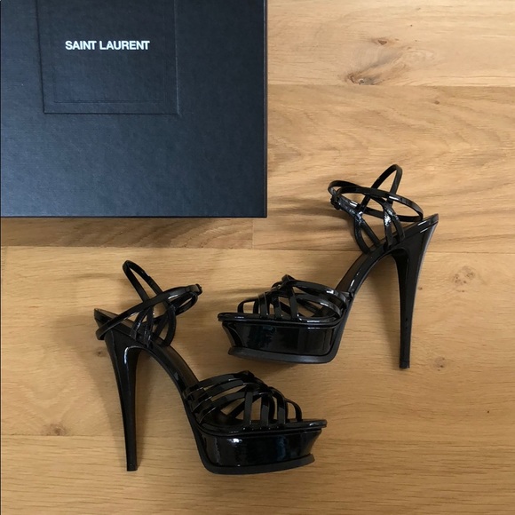 Saint Laurent Tribute 105 Woven Sandals. - Picture 2 of 16